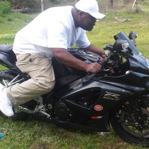 Meet your Posher, Cedric